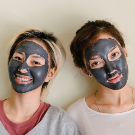 La skincare per il viso con problemi di acne