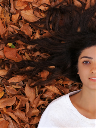 in autunno i capelli cadono in quantità maggiore