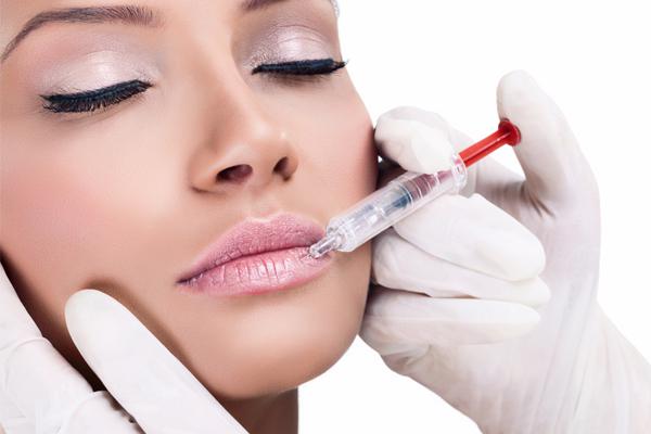 Filler anti aging o botulino? Scopri le differenze con il tuo dermatologo e scegli il trattamento più adatto a te